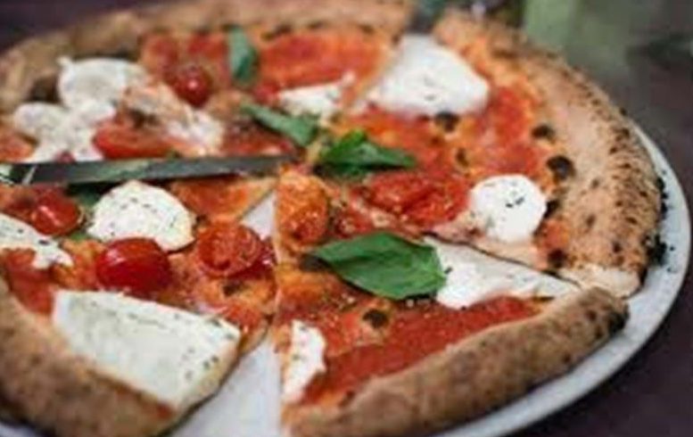 Anmäl dig till Pizzalunch